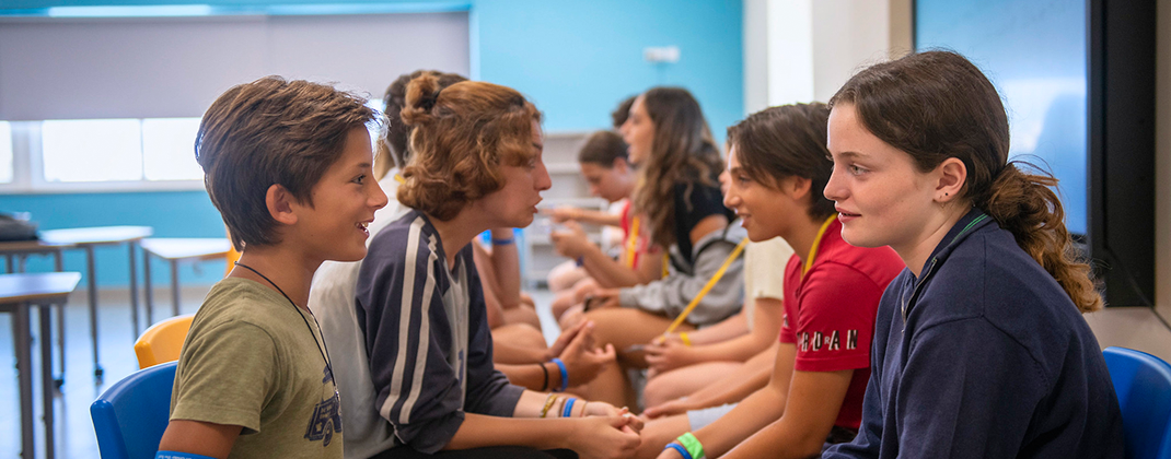 Escuela de inglés para niños en movimiento Escuela de inglés para niños en movimiento