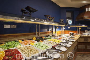 Buffet del comedor de la residencia de la escuela secundaria