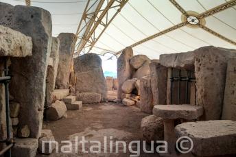 Los templos prehistóricos en Ħaġar Qim