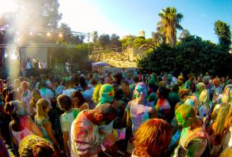 Fiesta de color Holi en Malta